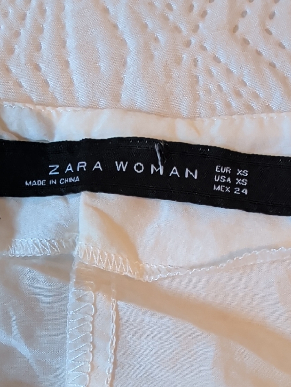 Zara Cream Mini Dress with Red and Pink Floral Embroidery - Picture 3 of 6